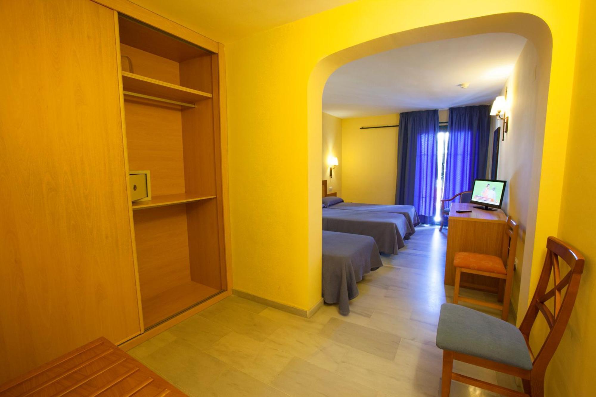 Hotel Olas De Almunecar Ruang foto