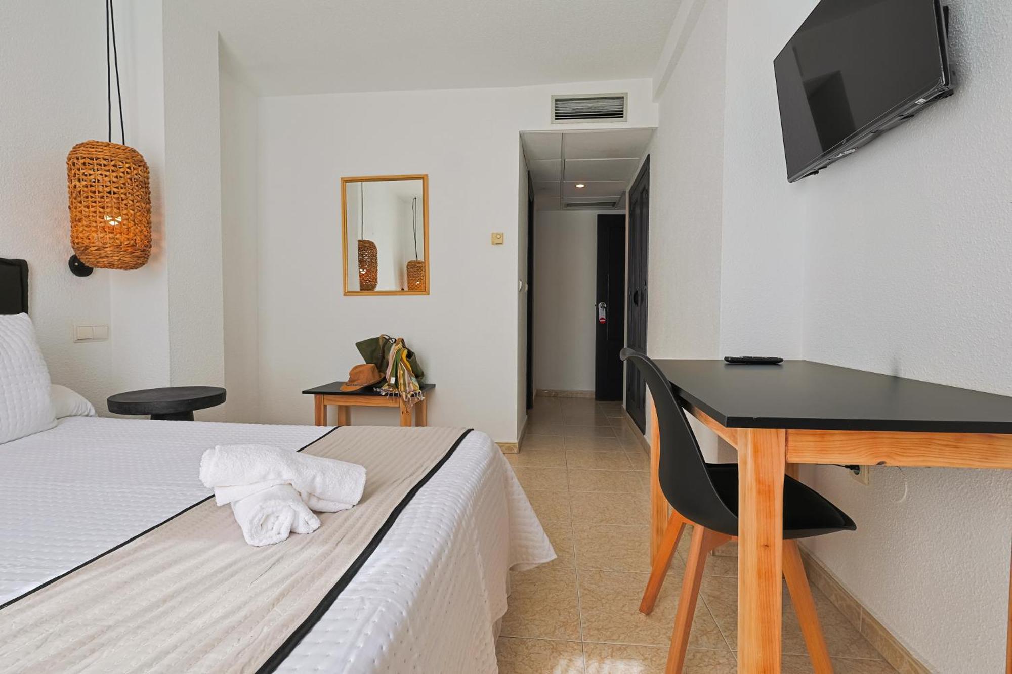 Hotel Olas De Almunecar Bagian luar foto